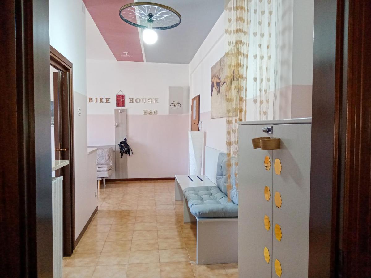 Bike House 3 "Gold" Apartment Seriate Ngoại thất bức ảnh